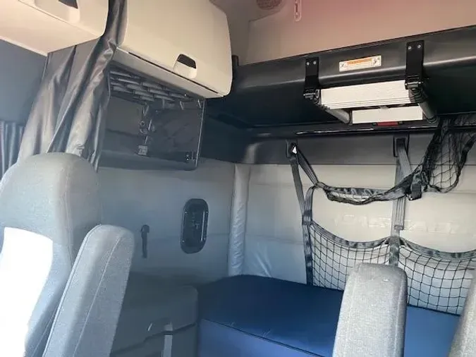 2022 Freightliner Cascadia