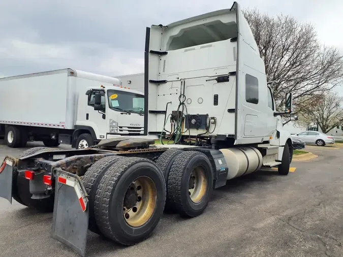 2019 NAVISTAR INTERNATIONAL LT625 SLPR CAB