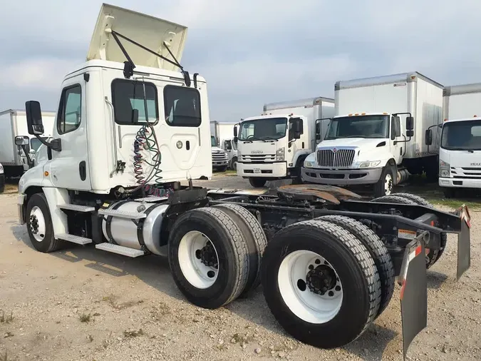 2018 FREIGHTLINER CASCADIA 125