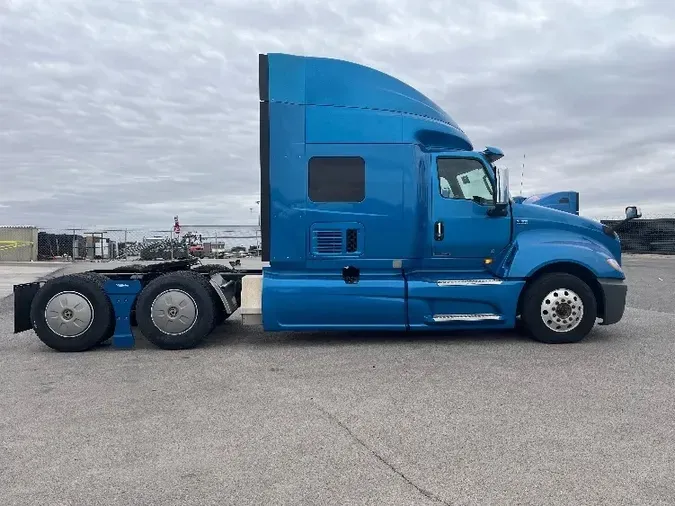 2019 International LT625