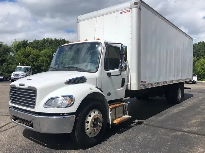 2019 Freightliner M2 106