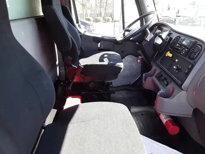 2018 FREIGHTLINER/MERCEDES M2 1068cde10b13e5a85b8dbcb1497e7c7f4dc