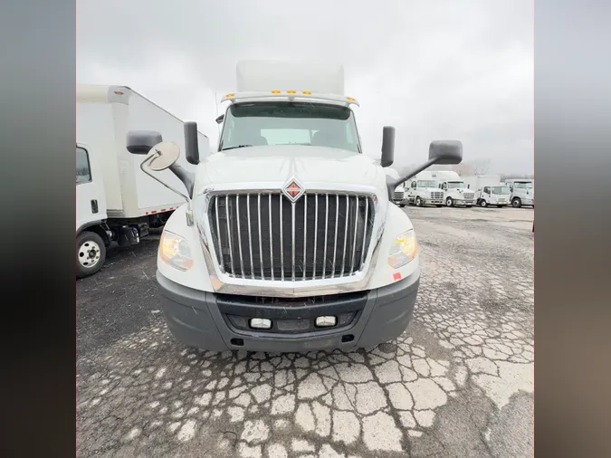 2018 NAVISTAR INTERNATIONAL LT625 DAYCAB T/A