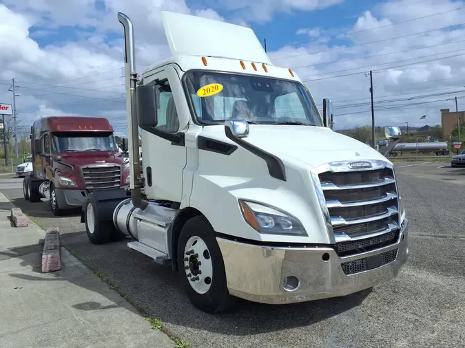 2020 FREIGHTLINER/MERCEDES NEW CASCADIA 1168cdf8a6761d5bf444cdd5d53b1e45e05