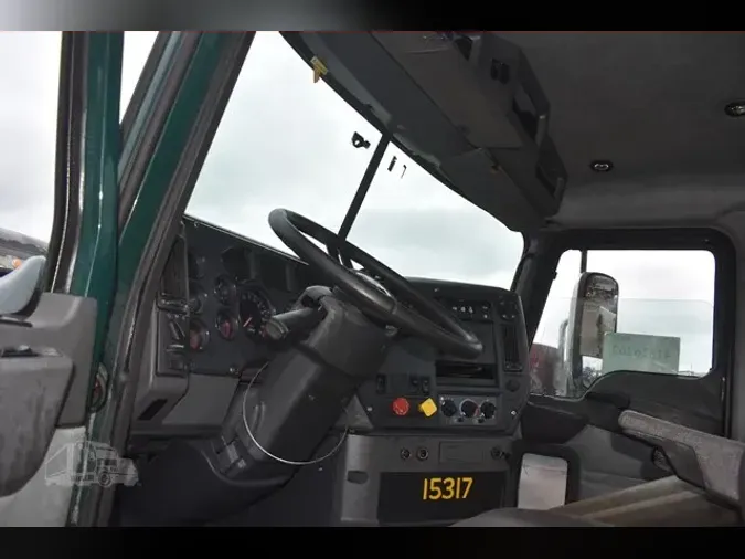 2016 MACK PINNACLE CXU612