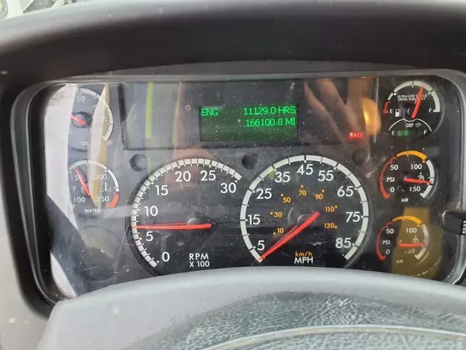 2016 FREIGHTLINER/MERCEDES M2 106