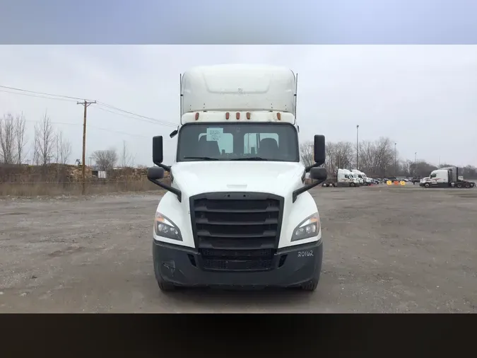 2020 Freightliner Cascadia 126