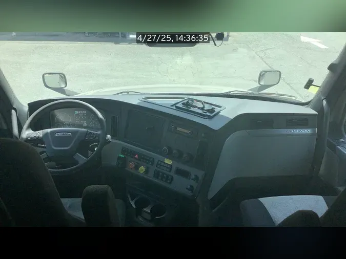 2021 Freightliner Cascadia