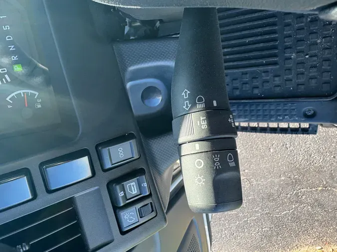 2025 ISUZU GAS NPRGASHD