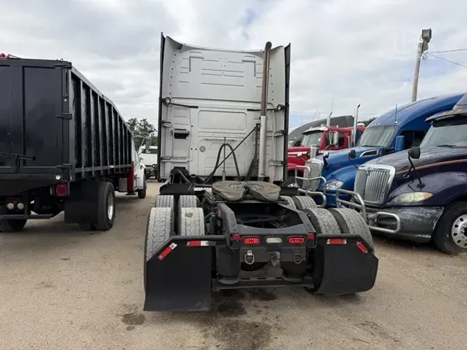 2017 VOLVO VNL64T780