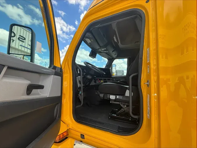 2022 Freightliner Cascadia 1268cebc70c9fbd97a30c6353f9e1e4d06b