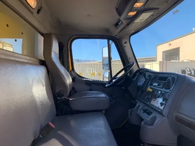 2018 Freightliner M2