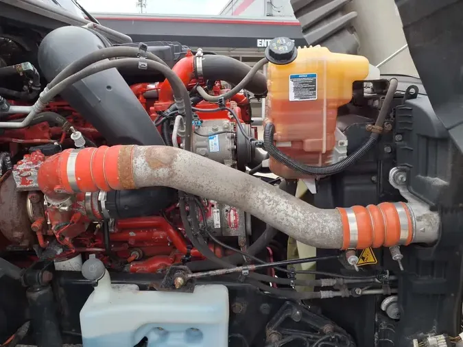 2021 NAVISTAR INTERNATIONAL LT625 DAYCAB S/A