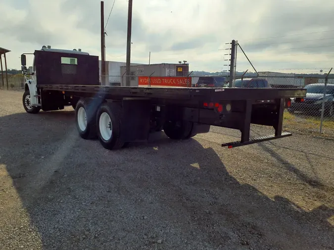 2013 FREIGHTLINER/MERCEDES M2 106