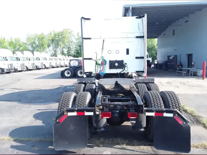 2019 NAVISTAR INTERNATIONAL LT625 SLPR CAB