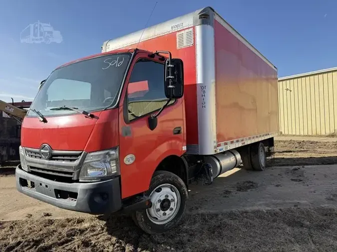 2018 HINO 195