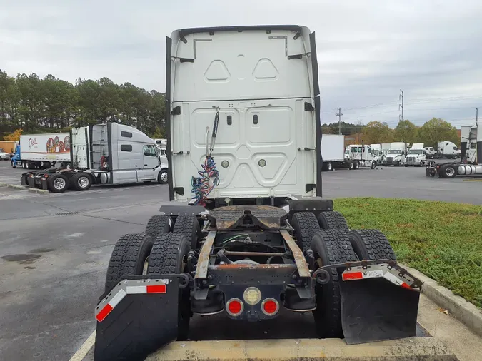 2016 FREIGHTLINER/MERCEDES CASCADIA 125