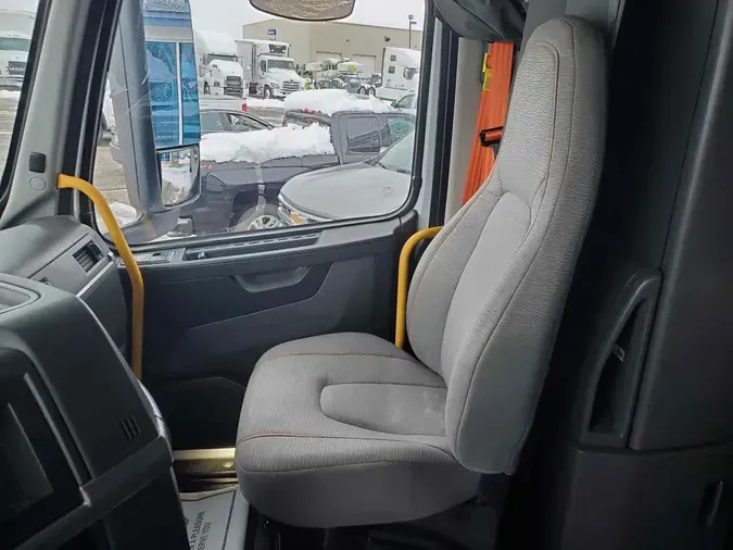 2022 VOLVO VNL64T7408cfa8236c465674f40c4aabe0f41e926