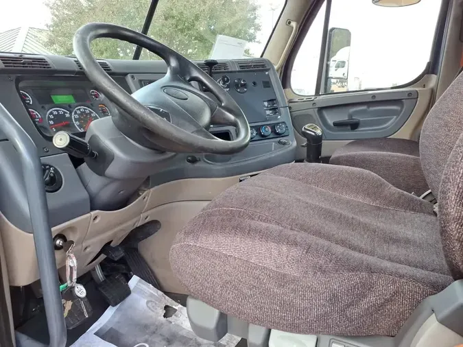 2016 FREIGHTLINER/MERCEDES CASCADIA 1258cfb702208e66c7682299d34201b92ca