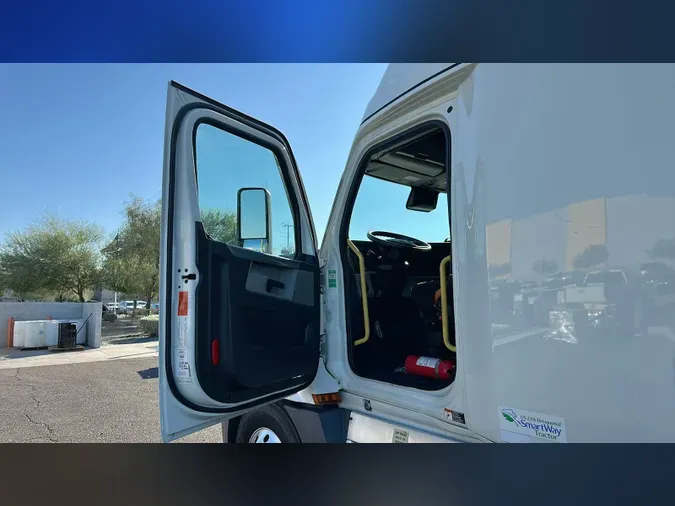 2022 Freightliner Cascadia 1268cfe5f1735ad52f3d2bac1f6646965bf