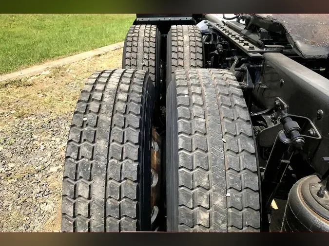 2021 INT LT625 6x4