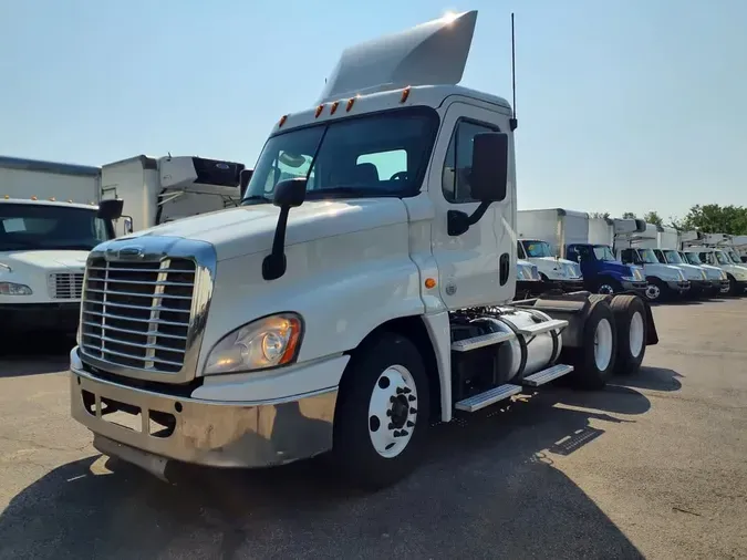 2016 FREIGHTLINER CASCADIA 1258d0353374dad4e017e82ed77d5904167