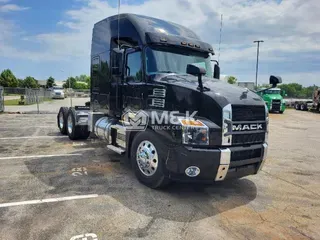 2025 MACK AN64T