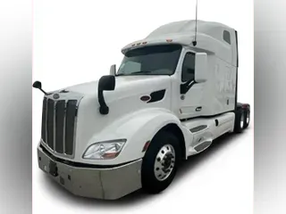 2022 Peterbilt 579