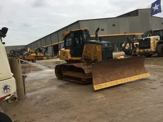 2017 John Deere 700K
