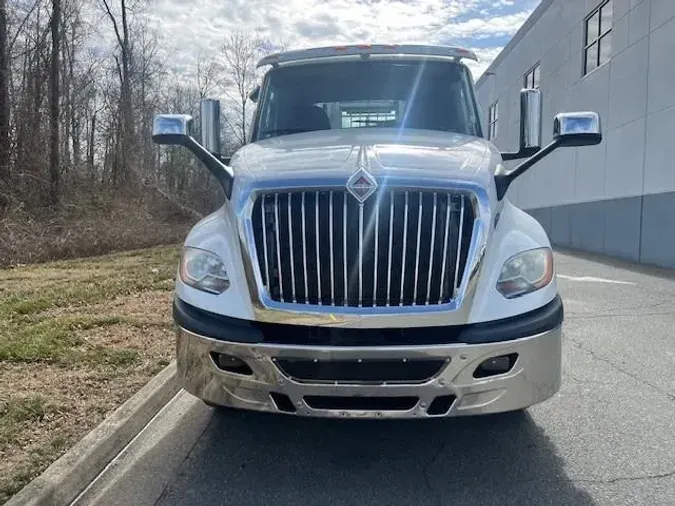 2018 International LT625