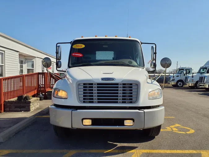 2016 FREIGHTLINER/MERCEDES M2 106