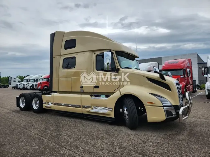 2024 VOLVO VNL64T860