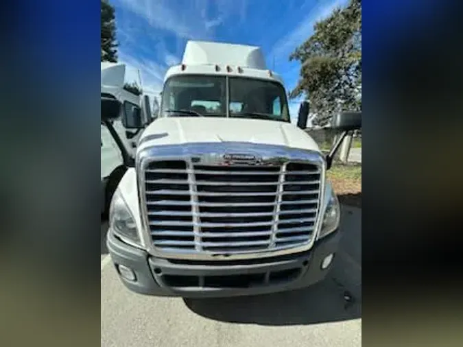 2018 FREIGHTLINER/MERCEDES CASCADIA 113