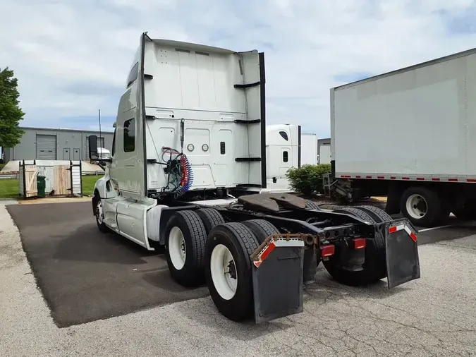 2019 NAVISTAR INTERNATIONAL LT625 SLPR CAB