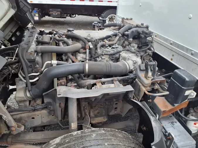 2019 ISUZU NQR