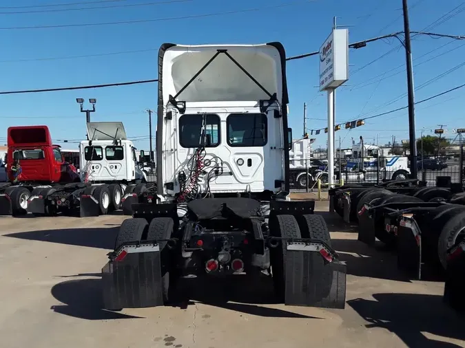 2020 FREIGHTLINER/MERCEDES NEW CASCADIA 1168d15dd2ff17502fcf251aac2cfd5c366