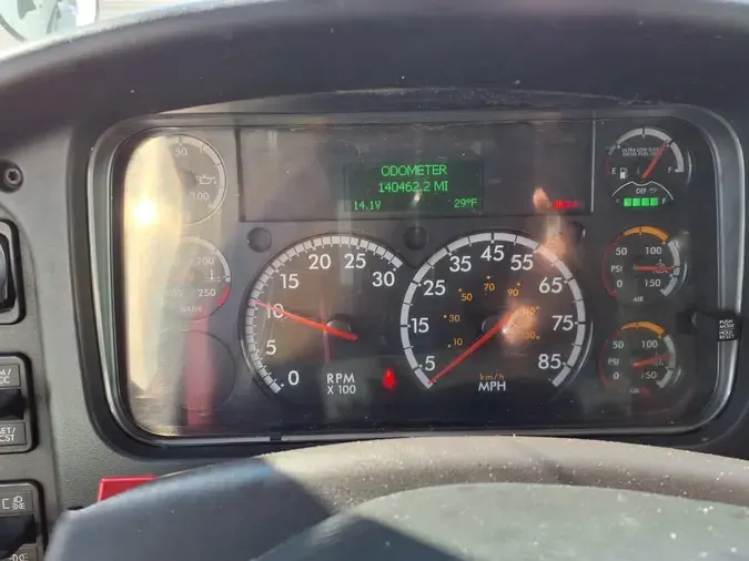 2019 FREIGHTLINER/MERCEDES M2 106