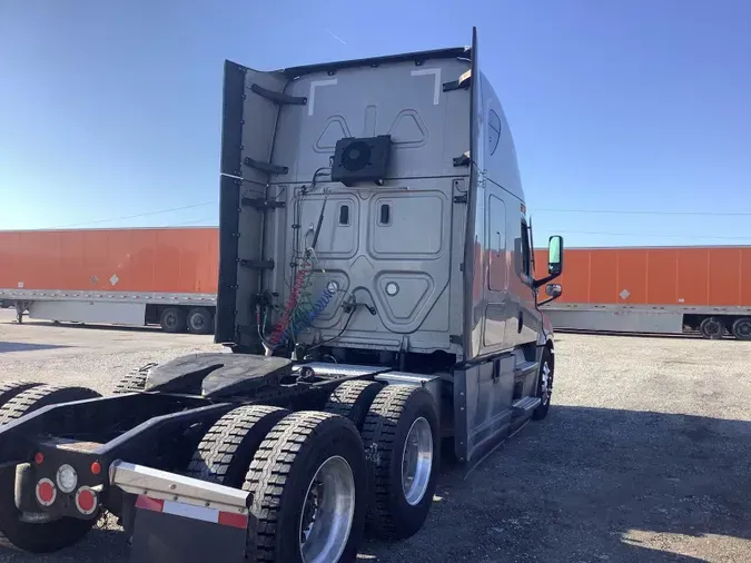 2021 Freightliner Cascadia