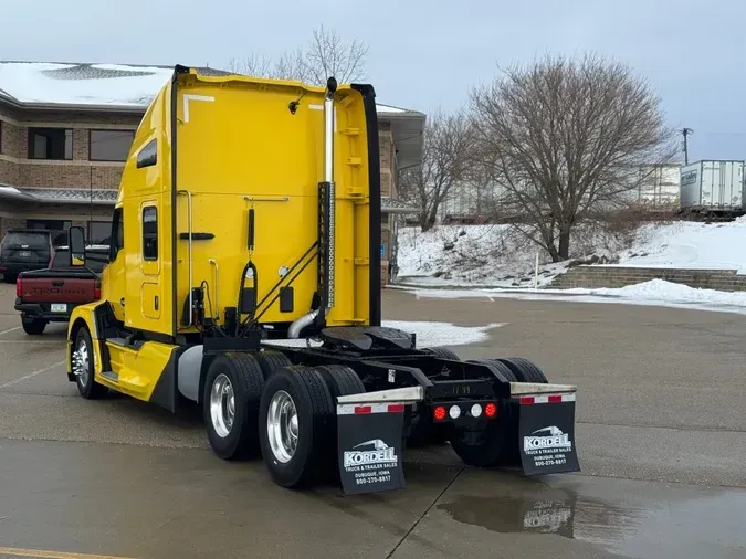 2023 KENWORTH T680