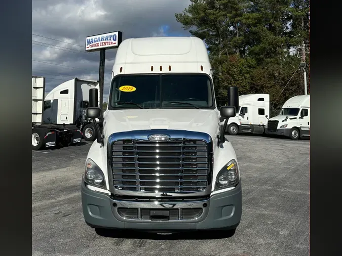 2019 FREIGHTLINER CASCADIA