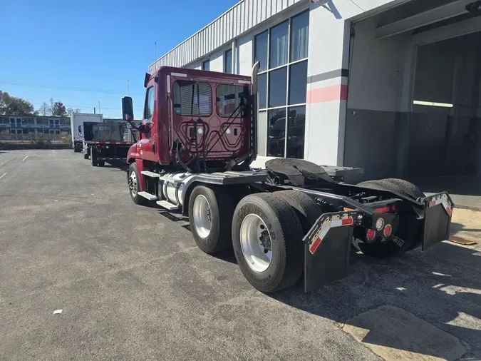 2019 FREIGHTLINER/MERCEDES CASCADIA 125