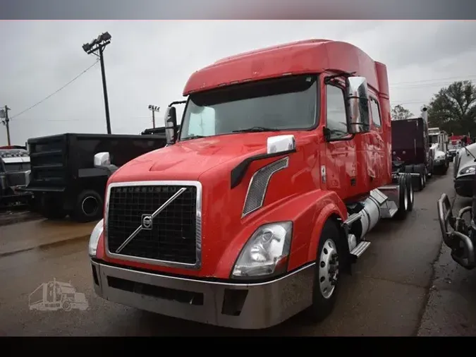 2018 VOLVO VNL64T730