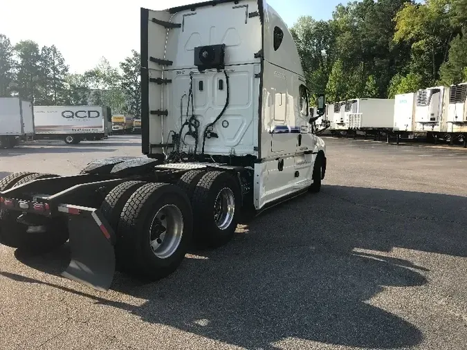 2020 Freightliner T12664ST