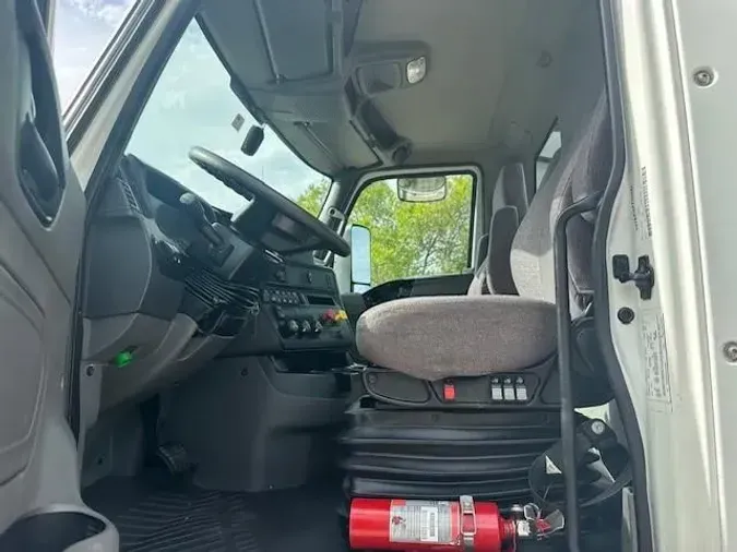 2020 International LT625