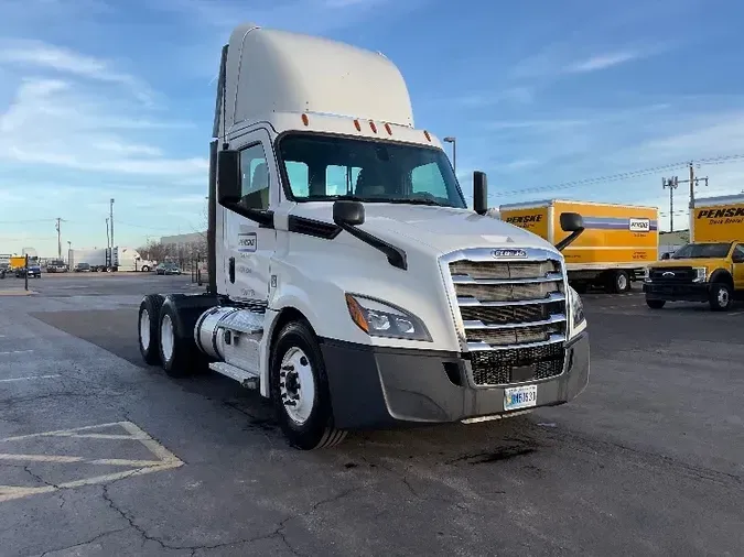 2020 Freightliner T12664ST8d29d97602acc14254cb329ead65a39e