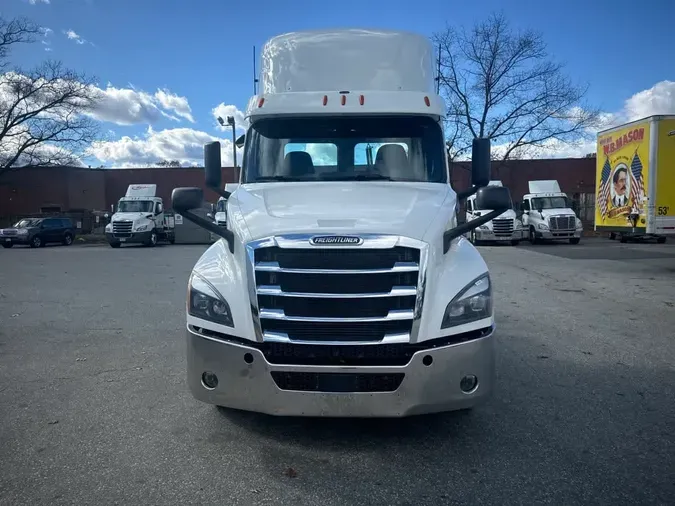 2019 FREIGHTLINER/MERCEDES NEW CASCADIA 126