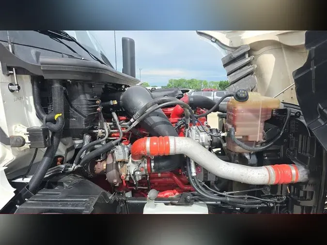 2020 INTERNATIONAL LT