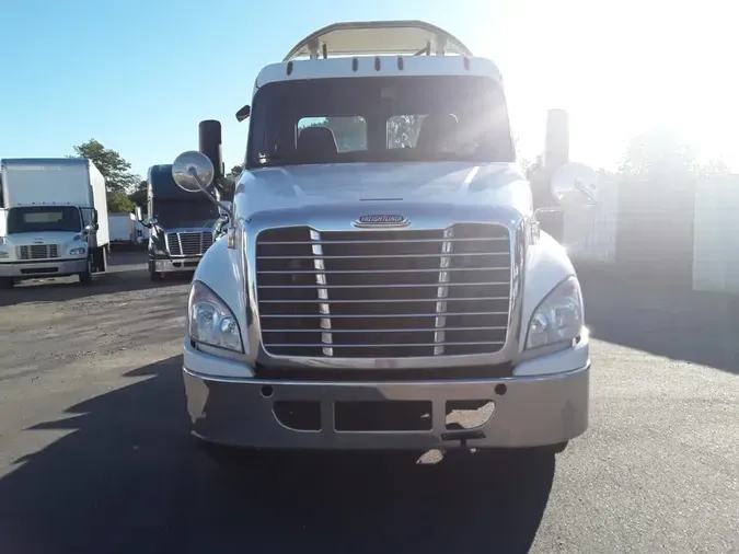 2019 FREIGHTLINER/MERCEDES CASCADIA 1258d2d524818c1aabbca4f445703238224