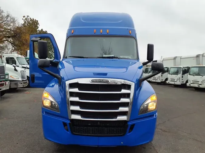 2020 FREIGHTLINER/MERCEDES NEW CASCADIA PX12664