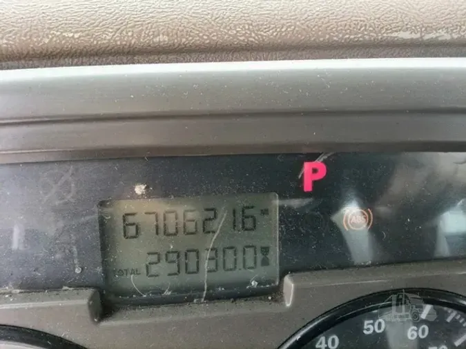 2004 MACK GRANITE CV713